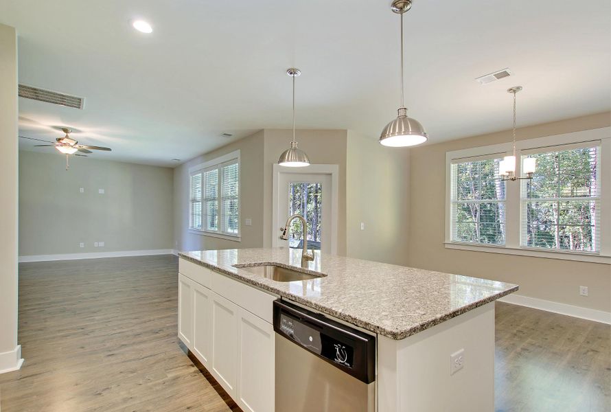 Saratoga Kitchen Island