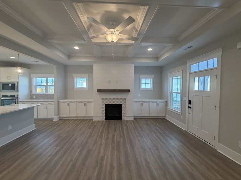 Spacious, unfurnished interior of a new home in Songbird, Hampstead (Image 14).