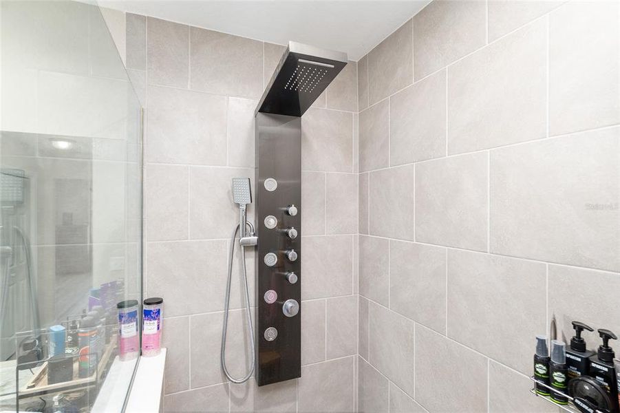 Furnished interior view inside a new home in , Ocala (Image 10).