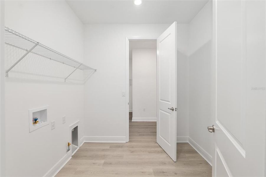 Spacious, unfurnished interior of a new home in , Ocala (Image 53).