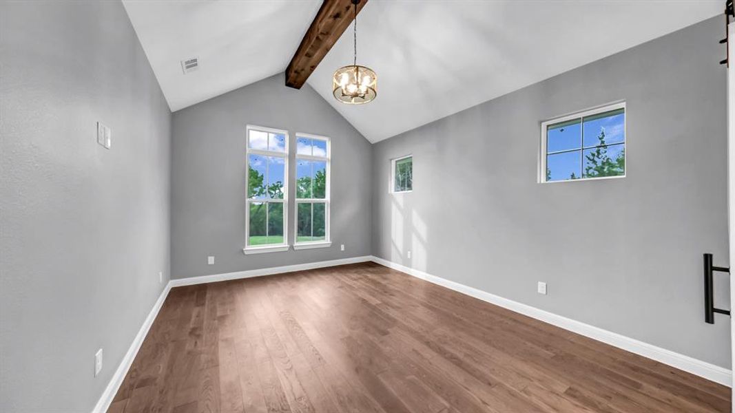 Spacious, unfurnished interior of a new home in Oak Water Ranch, Granbury (Image 32).