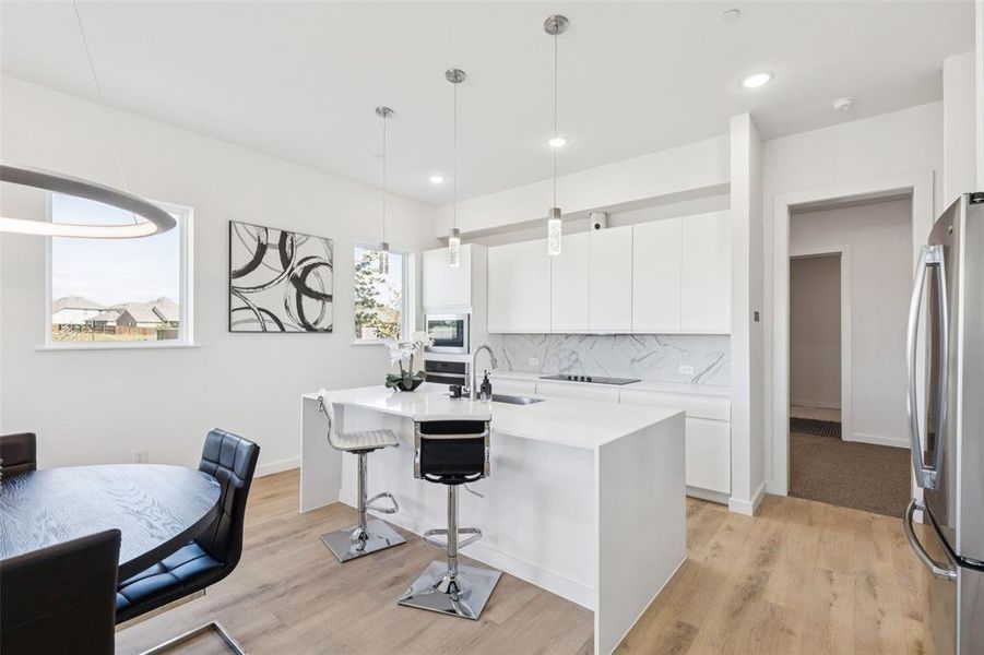 Furnished interior view inside a new home in , Sherman (Image 11).