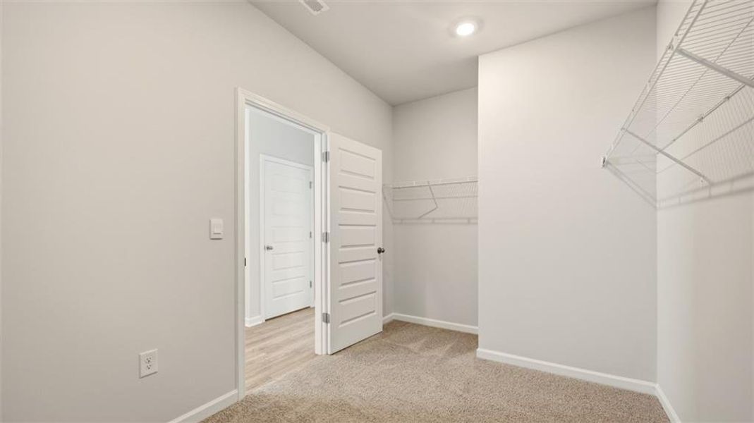 Spacious, unfurnished interior of a new home in Preserve at Dove Creek, Statham (Image 38). Spacious, unfurnished interior of a new home in Preserve at Dove Creek, Statham (Image 38).