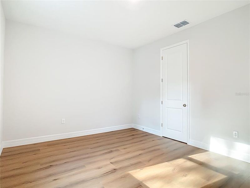 Spacious, unfurnished interior of a new home in , Eustis (Image 53).