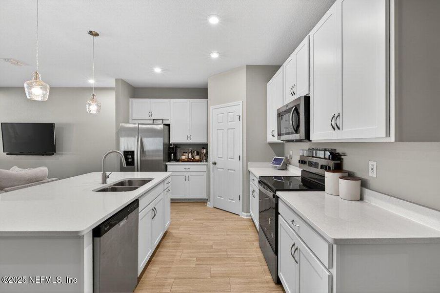 Furnished interior view inside a new home in Sandridge Hills, Green Cove Springs (Image 9).
