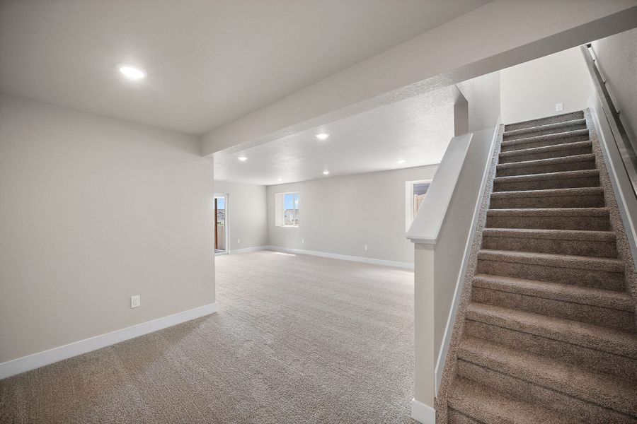 Spacious, unfurnished interior of a new home in Trails at Aspen Ridge-3, Colorado Springs (Image 17). Spacious, unfurnished interior of a new home in Trails at Aspen Ridge-3, Colorado Springs (Image 17).