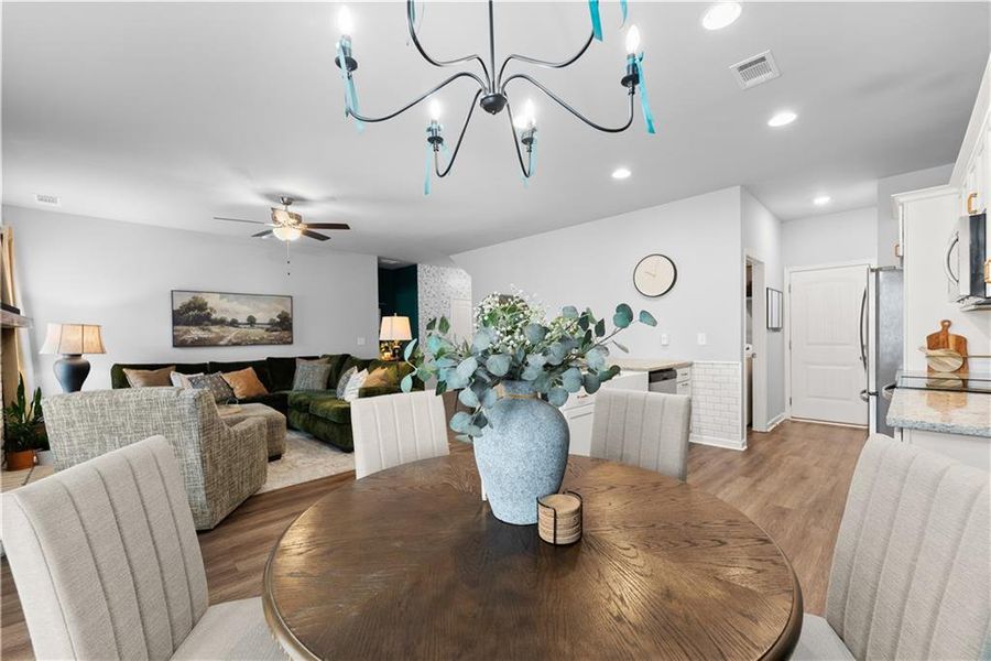 Furnished interior view inside a new home in , Jefferson (Image 31).