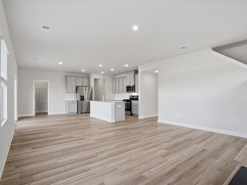 Spacious, unfurnished interior of a new home in Maxwell Commons, Easley (Image 10).