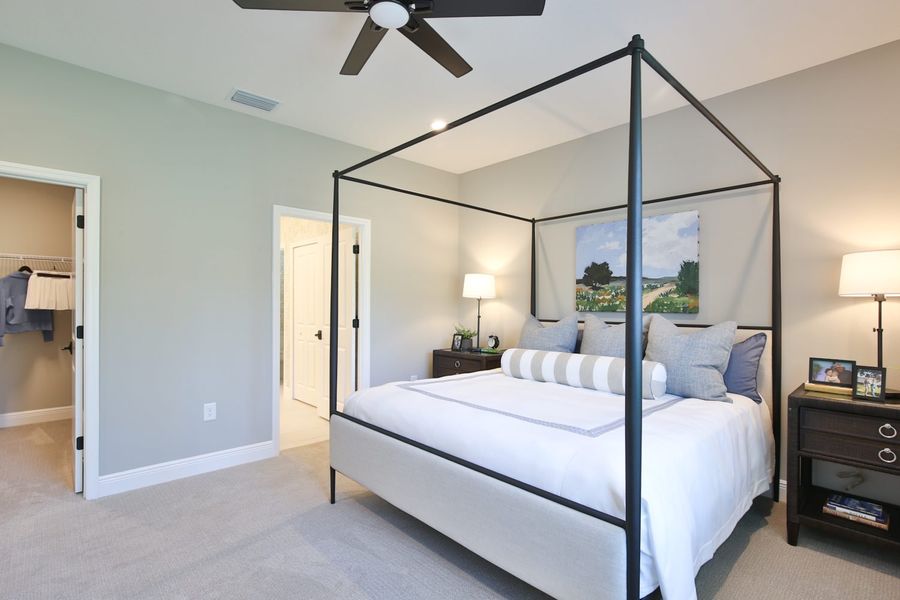 Representative furnished interior of a home built from the Dream 2 by Neal Communities in Boca Royale Golf & Country Club at Wellen Park, Englewood (Image 13).