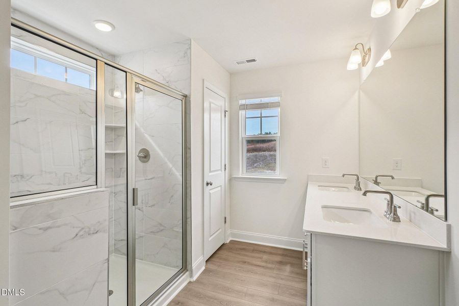 32-web-or-mls-Sugar Pne Dr-S0602-032