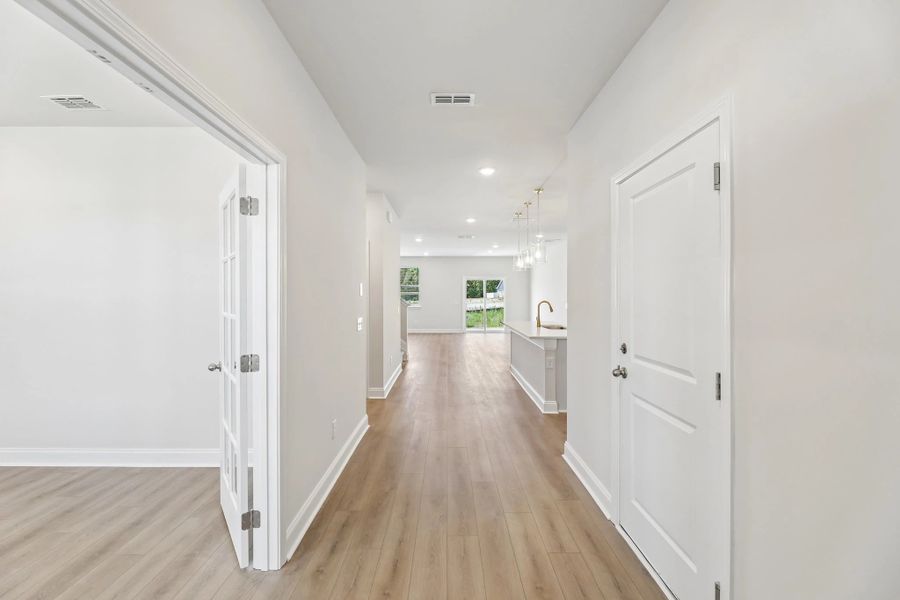 Spacious, unfurnished interior of a new home in Cades Bluff, Lebanon (Image 15). Spacious, unfurnished interior of a new home in Cades Bluff, Lebanon (Image 15).