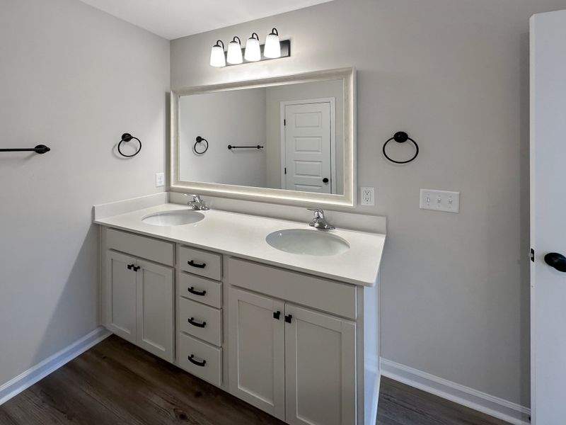 Furnished interior view inside a new home in Grand Reserve, Hinesville (Image 11).
