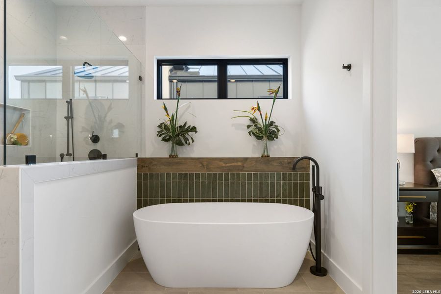 Furnished interior view inside a new home in , Kingsland (Image 17).
