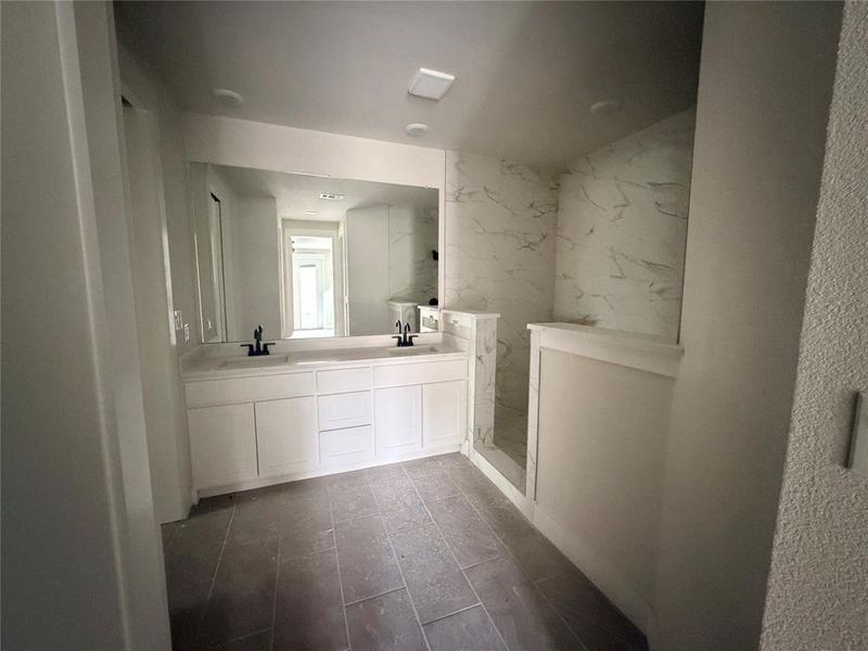 Image 16 of a home in .