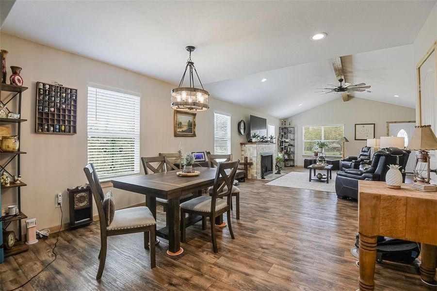 Furnished interior view inside a new home in , Waxahachie (Image 15). Furnished interior view inside a new home in , Waxahachie (Image 15).