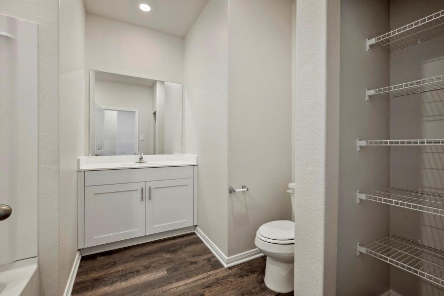 Furnished interior view inside a new home in Pinewood Trails, Cleveland (Image 6). Furnished interior view inside a new home in Pinewood Trails, Cleveland (Image 6).