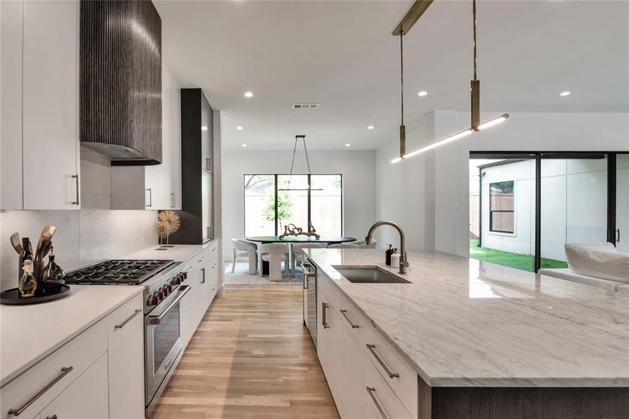 Furnished interior view inside a new home in , Dallas (Image 14). Furnished interior view inside a new home in , Dallas (Image 14).