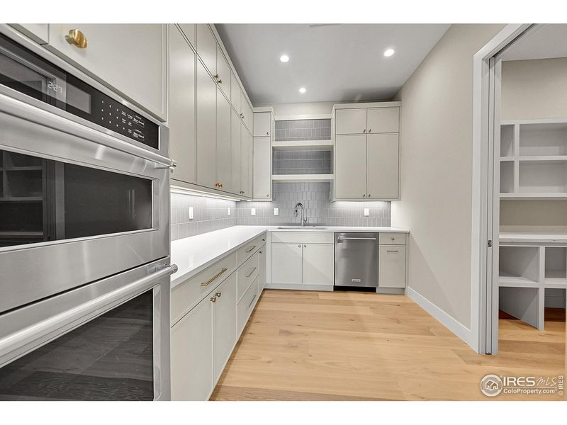 Furnished interior view inside a new home in , Berthoud (Image 34).