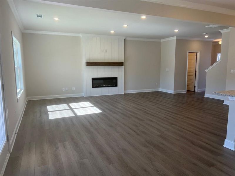 Spacious, unfurnished interior of a new home in Crofton Place Enclave, Snellville (Image 12). Spacious, unfurnished interior of a new home in Crofton Place Enclave, Snellville (Image 12).