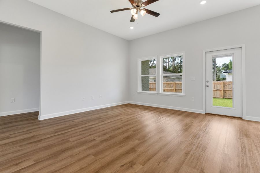 Spacious, unfurnished interior of a new home in , Crestview (Image 23).