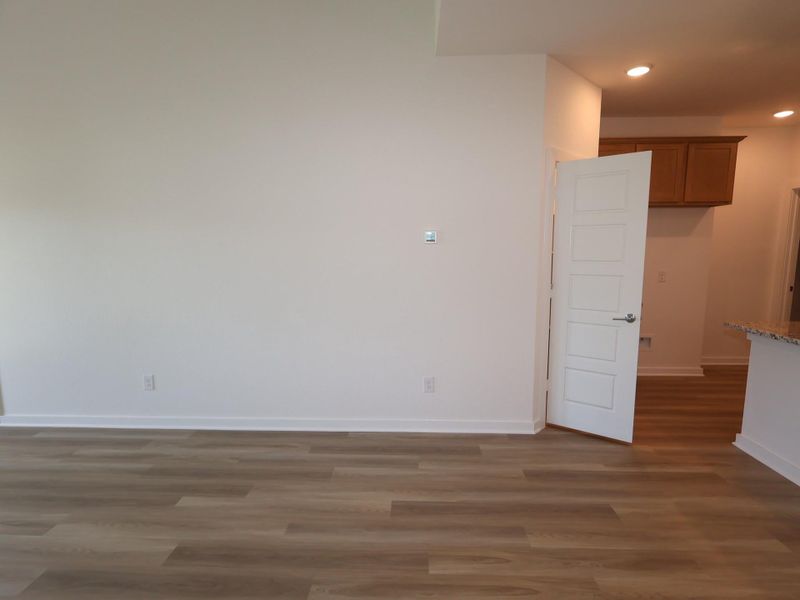 Spacious, unfurnished interior of a new home in Miller's Pond, Rosenberg (Image 15). Spacious, unfurnished interior of a new home in Miller's Pond, Rosenberg (Image 15).