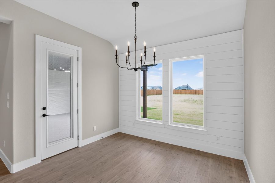 Spacious, unfurnished interior of a new home in Coyote Crossing, Godley (Image 31).