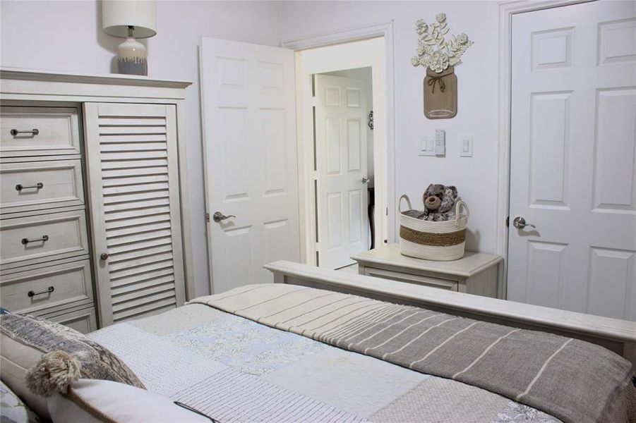 Furnished interior view inside a new home in , Granbury (Image 17).