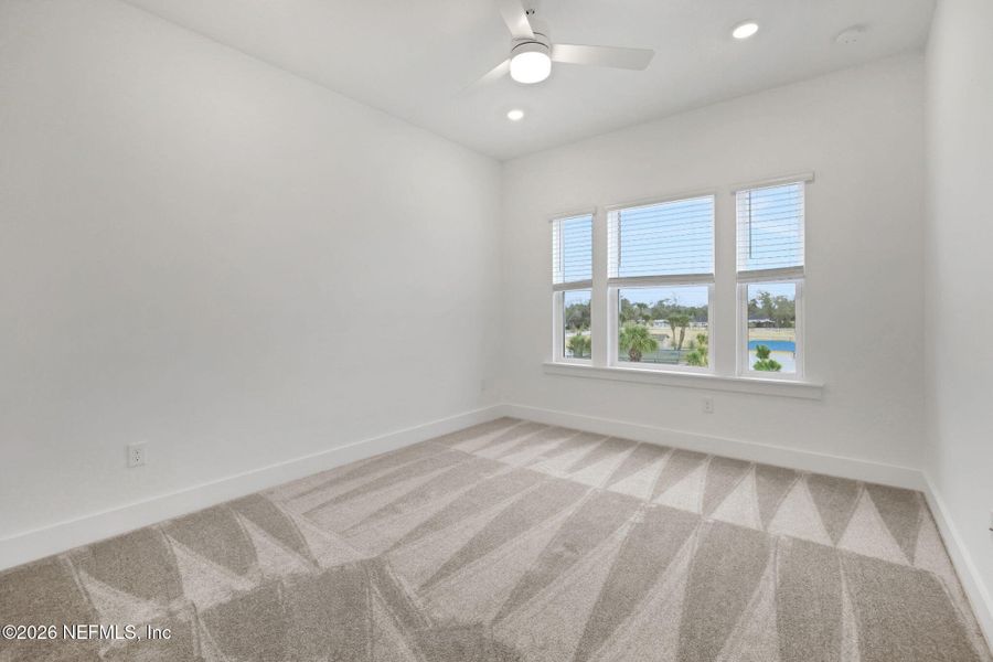 Spacious, unfurnished interior of a new home in , Jacksonville Beach (Image 20).