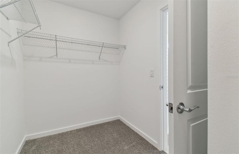 Spacious, unfurnished interior of a new home in , Parrish (Image 17).