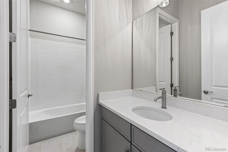 Furnished interior view inside a new home in , Golden (Image 10).