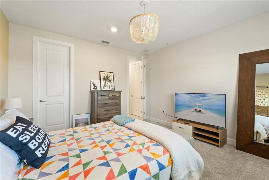 Furnished interior view inside a new home in , Winter Garden (Image 28).