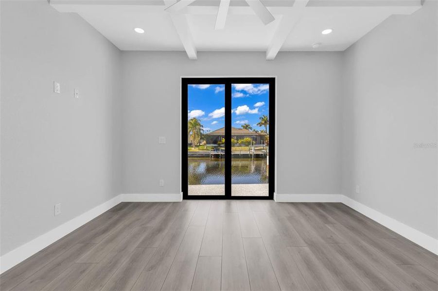 Spacious, unfurnished interior of a new home in , Punta Gorda (Image 24).