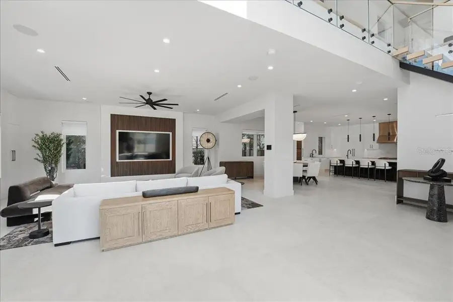 Furnished interior view inside a new home in , Orlando (Image 5).