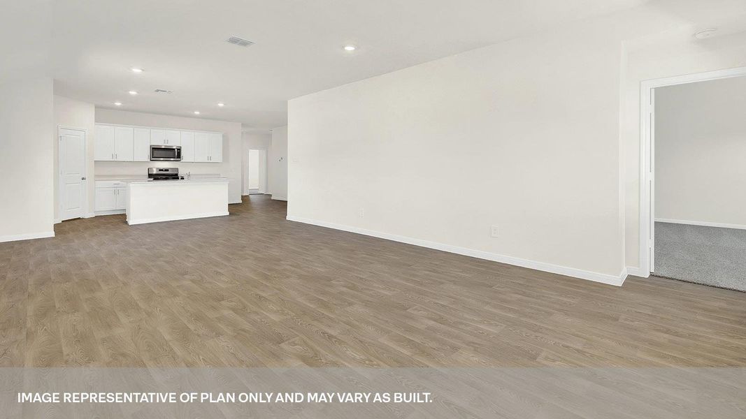 Spacious, unfurnished interior of a new home in Paramount, Kyle (Image 16).