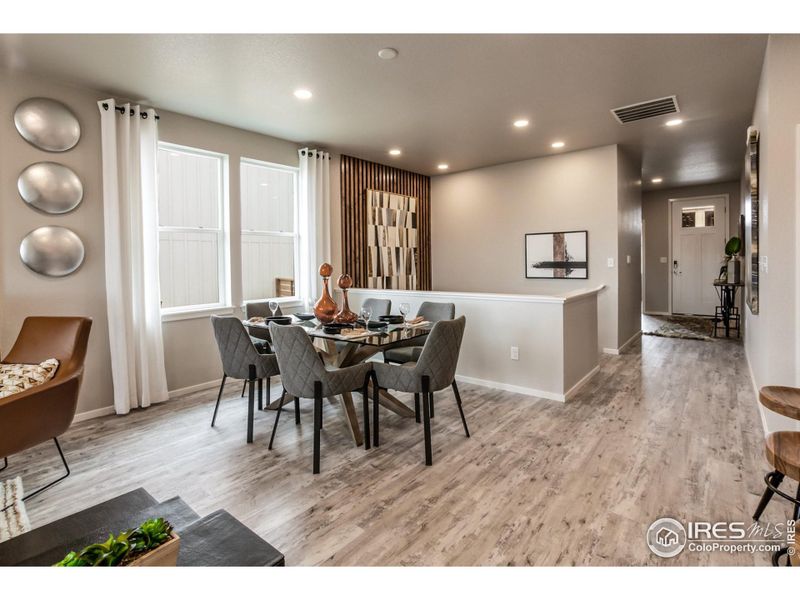 EXAMPLE PHOTO: DINING ROOM