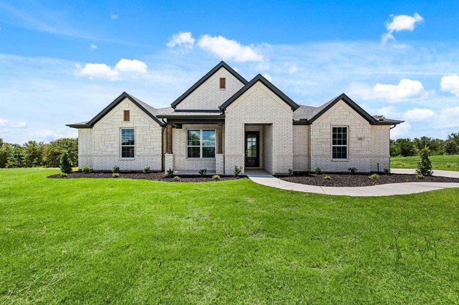 Image 34 of a home in Saddleback Estates.