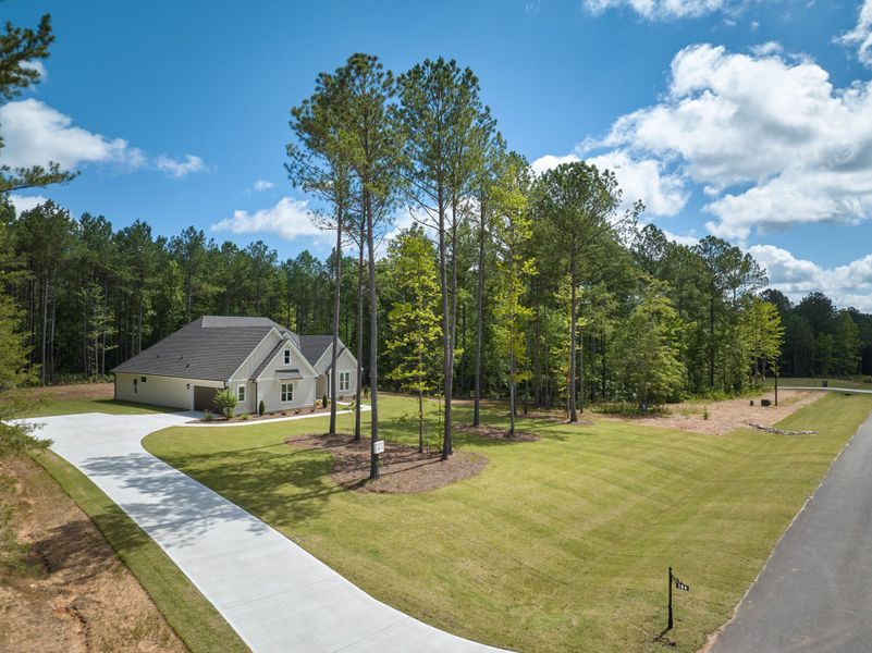 Image 49 of a home in Flint Farms.