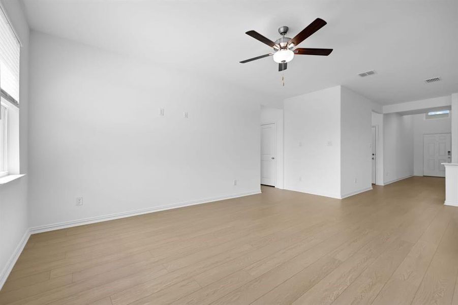 Spacious, unfurnished interior of a new home in River Ridge, Crandall (Image 26). Spacious, unfurnished interior of a new home in River Ridge, Crandall (Image 26).