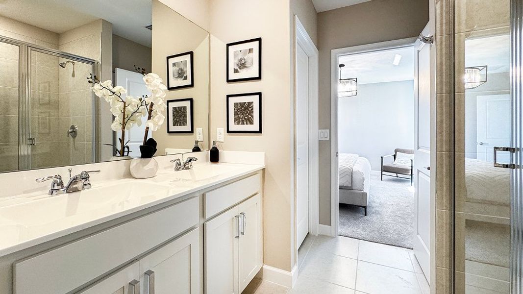 1871 Atlanta Owners Bath 1of3 F2 Base2