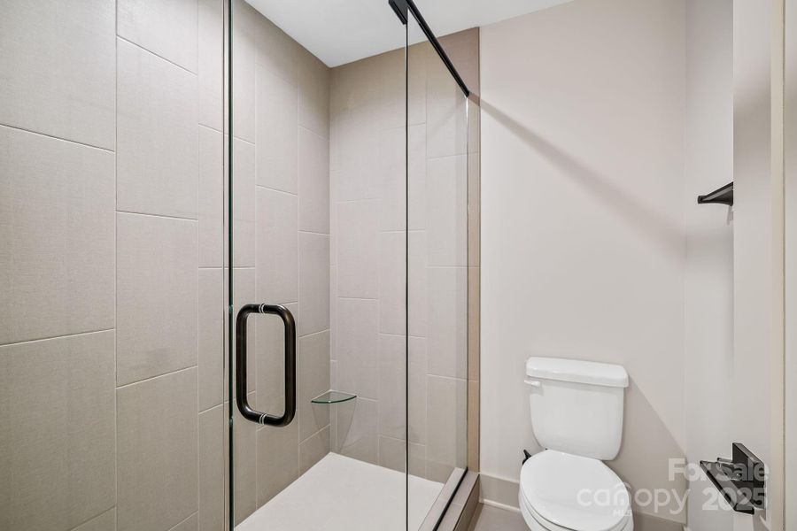 Image 35 of a home in .