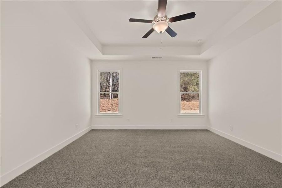 Spacious, unfurnished interior of a new home in , Gainesville (Image 39).