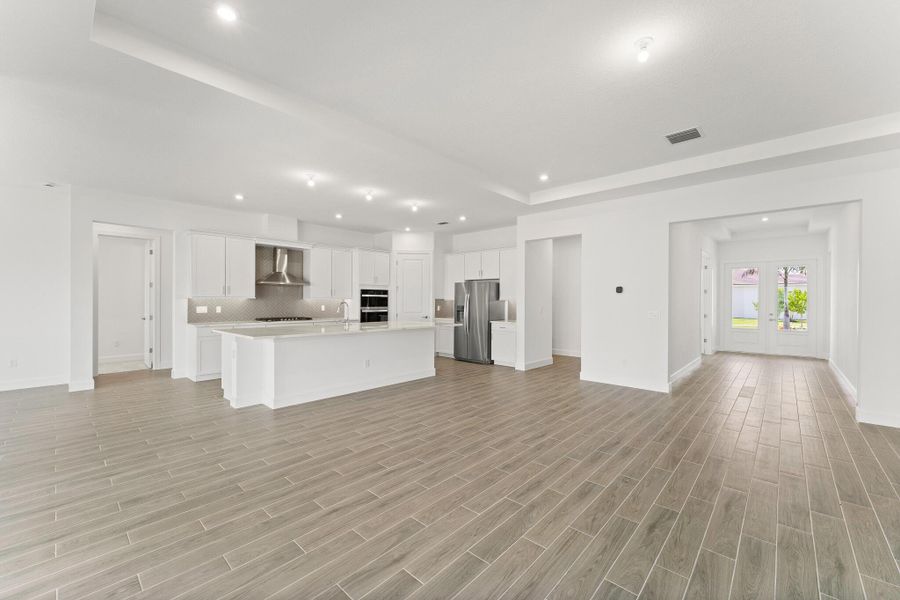 Spacious, unfurnished interior of a new home in Tradition - Seville, Port St. Lucie (Image 10).