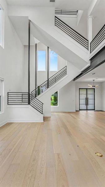 Spacious, unfurnished interior of a new home in , Lakeland (Image 51).