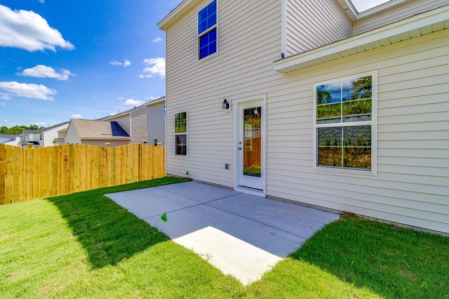 Exterior details and patio area of a home in Bluefield, Lexington (Image 4).