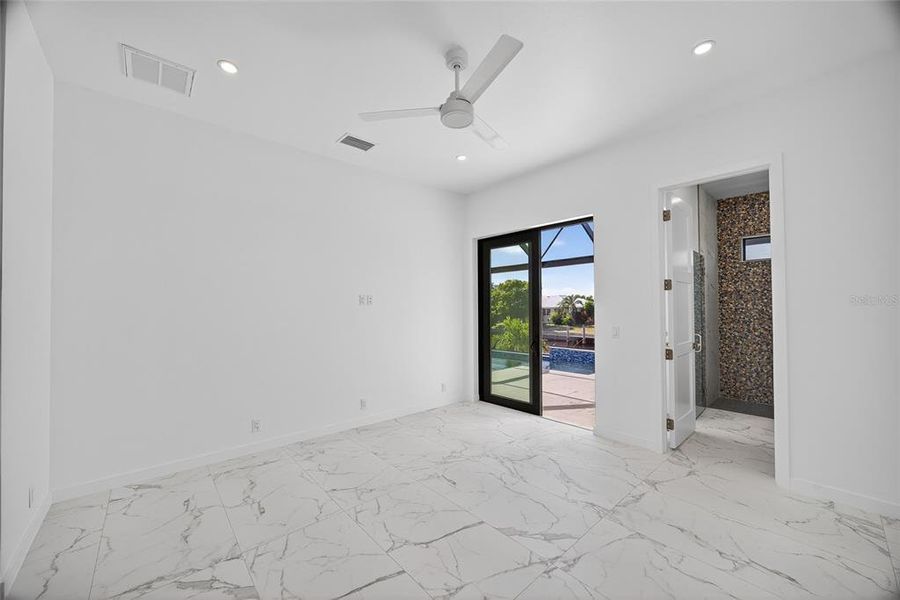 Spacious, unfurnished interior of a new home in , Punta Gorda (Image 20). Spacious, unfurnished interior of a new home in , Punta Gorda (Image 20).