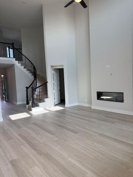 Spacious, unfurnished interior of a new home in Tompkins Reserve, Katy (Image 6). Spacious, unfurnished interior of a new home in Tompkins Reserve, Katy (Image 6).