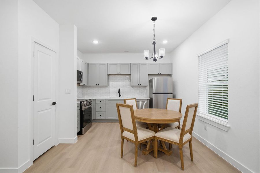 Dining area. Dining area.