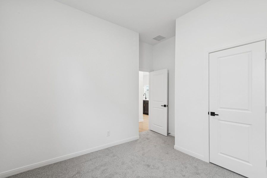 Spacious, unfurnished interior of a new home in The Grand Prairie 40’, Hockley (Image 17). Spacious, unfurnished interior of a new home in The Grand Prairie 40’, Hockley (Image 17).