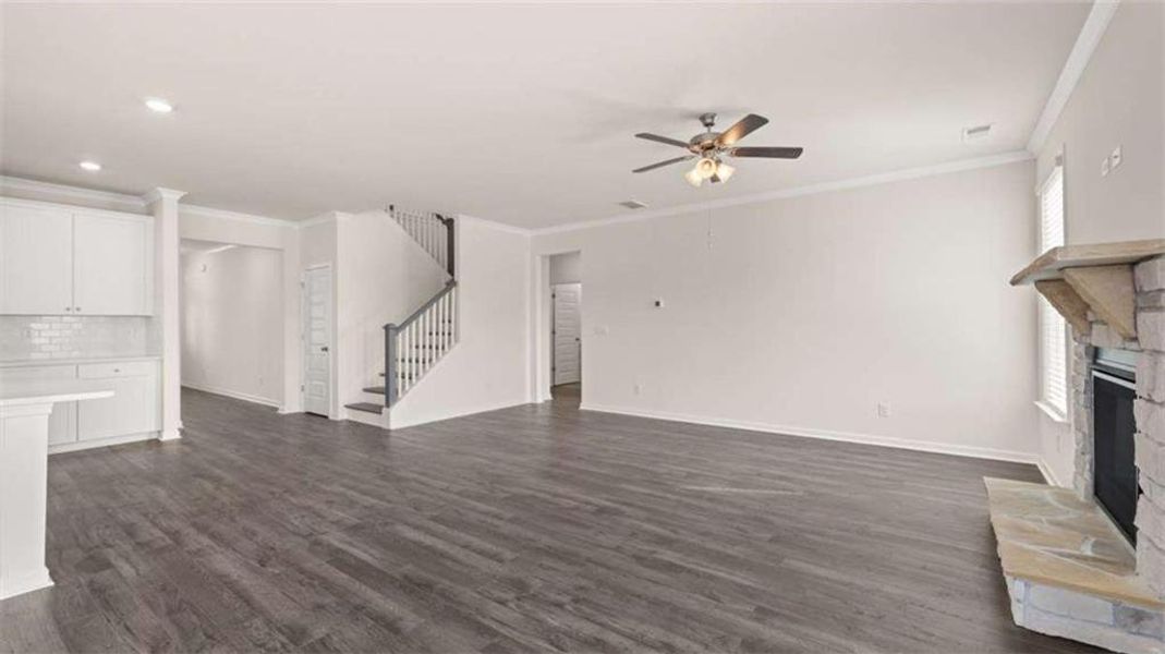 Spacious, unfurnished interior of a new home in Water Oak Estates, Lawrenceville (Image 33).