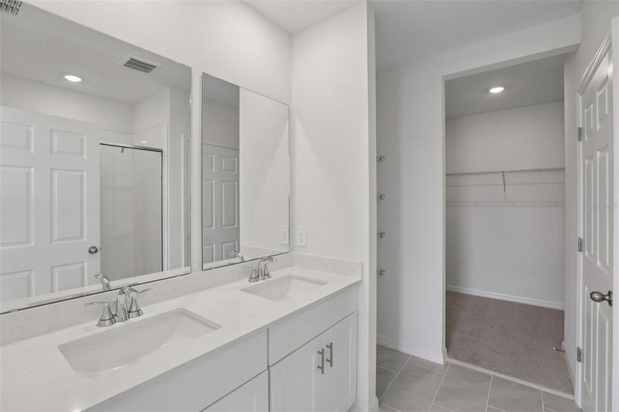 Furnished interior view inside a new home in Springs at Lake Alfred - Classic Series, Lake Alfred (Image 11).